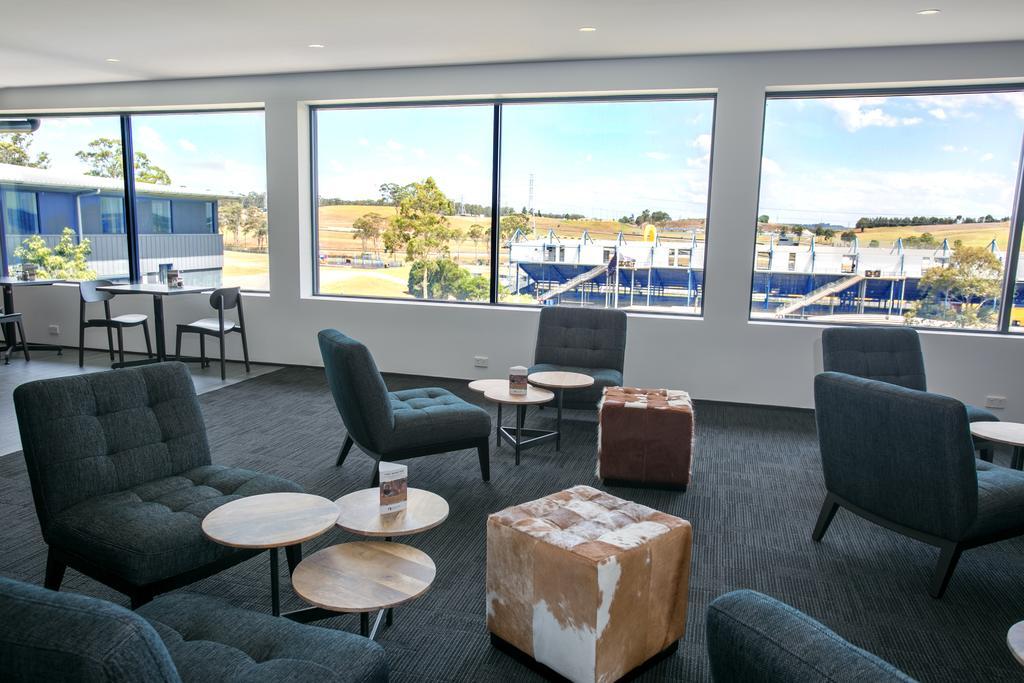 Alpha Hotel Eastern Creek Kültér fotó