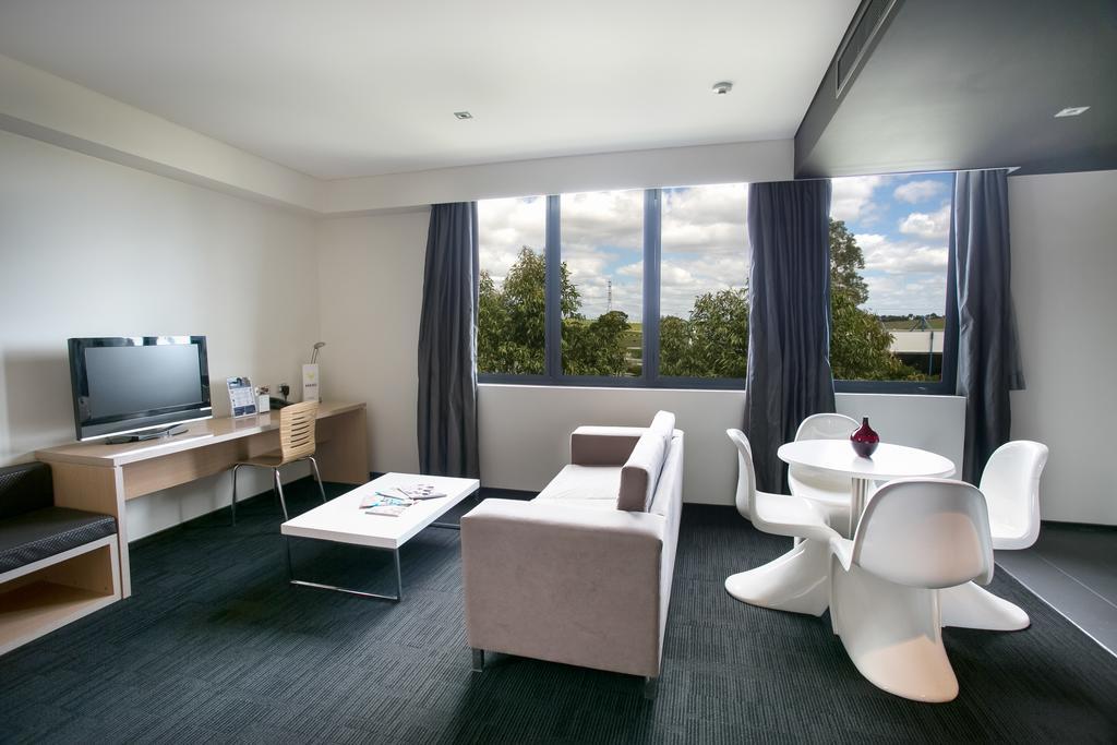 Alpha Hotel Eastern Creek Kültér fotó